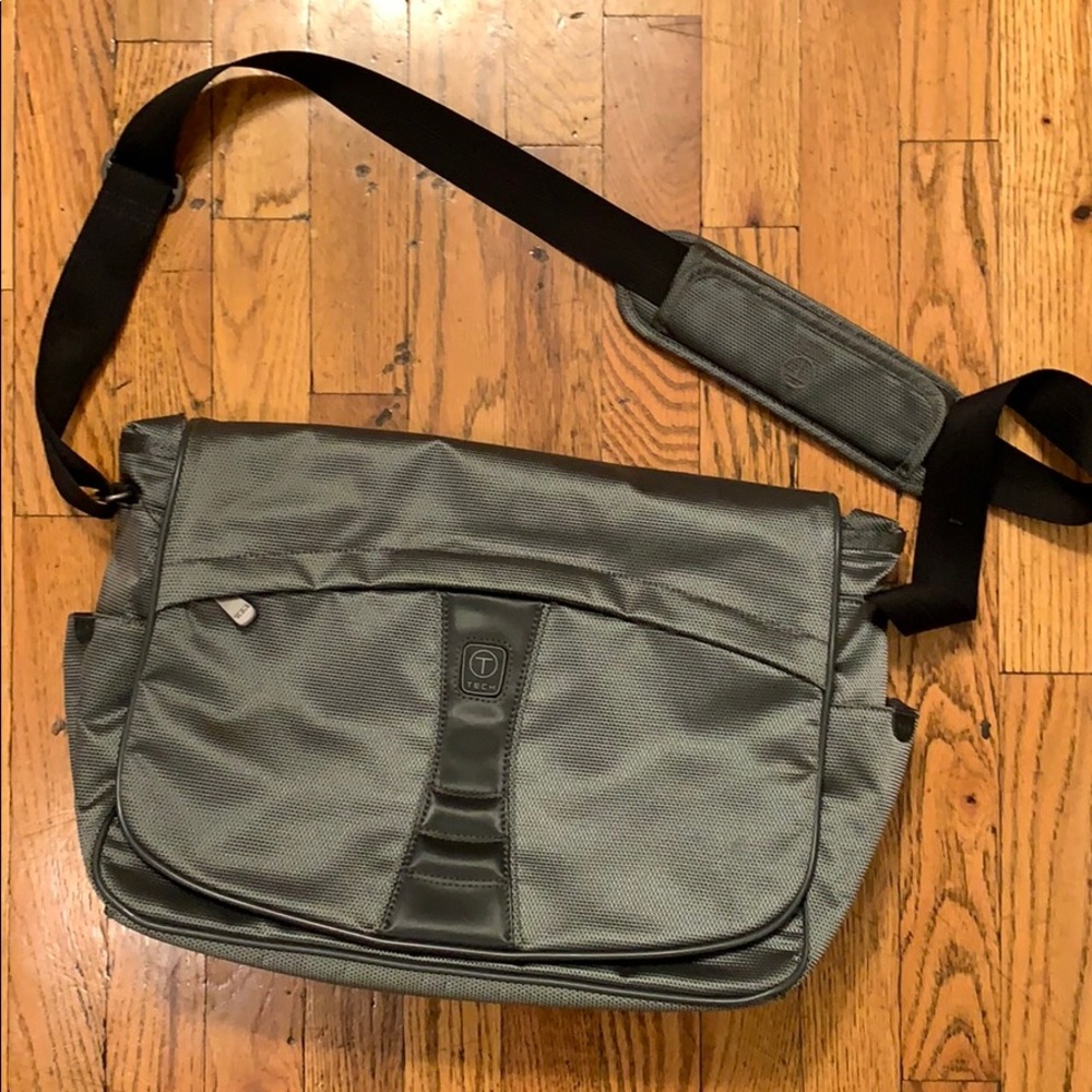 Tumi Tech Bag